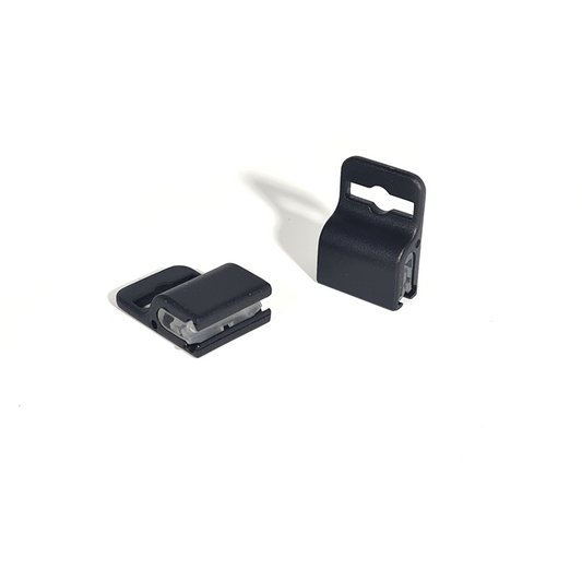 Pince attache-badge plastique sans perforation ni porte-badge Noir