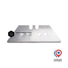 Lot de lames de cutter sur boite plastique transparent