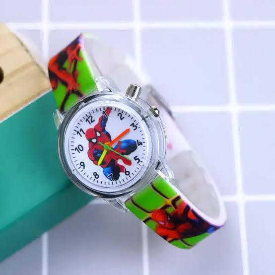 Montre enfant MARVEL Multi-models et colors